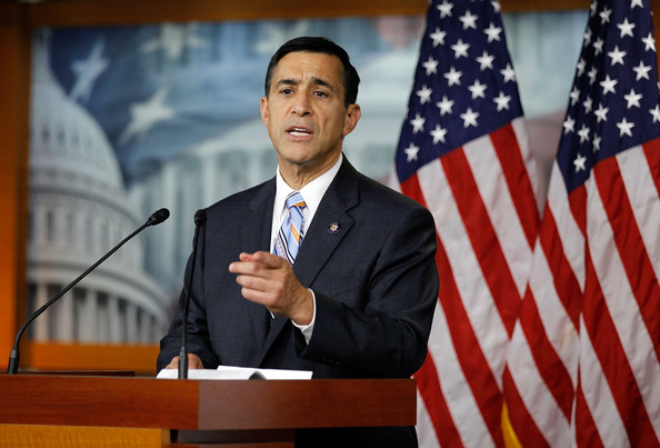 Darrell Issa é o membro mais rico da Câmara de Representantes e conta com um patrimônio líquido de pelo menos 160 milhões de dólares, que ganhou com o sistema de alarmes de carros Viper - Foto:clarionadvisory.com